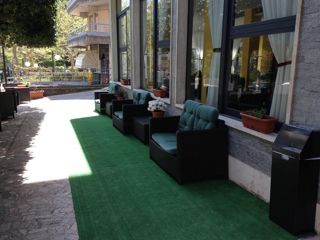 Hotel Mediterraneo Chianciano Terme Exteriér fotografie